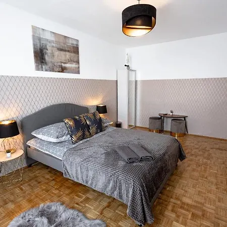 Clicktheflat Norblin Factory Auberge de jeunesse *